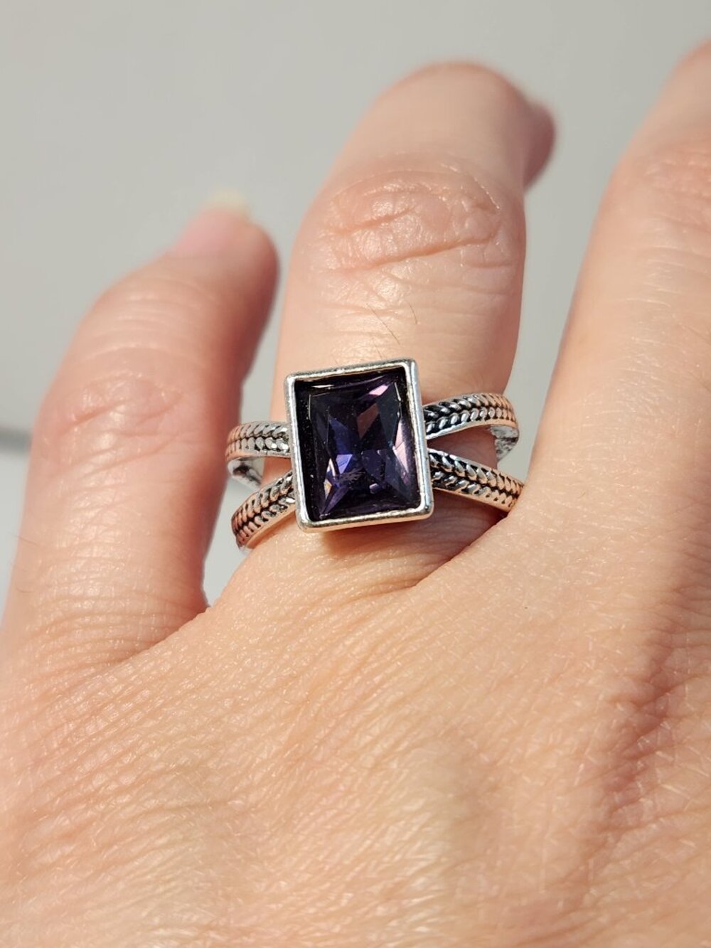 Vintage Amethyst Statement Split Band 925 Sterling Silver Ring Size 7